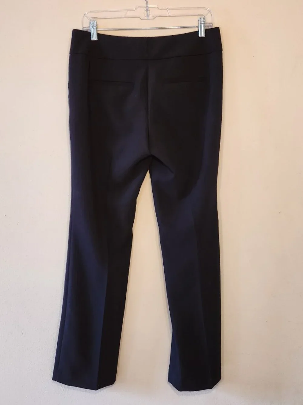 Ann Taylor Signature Black Dress Pants, size 6